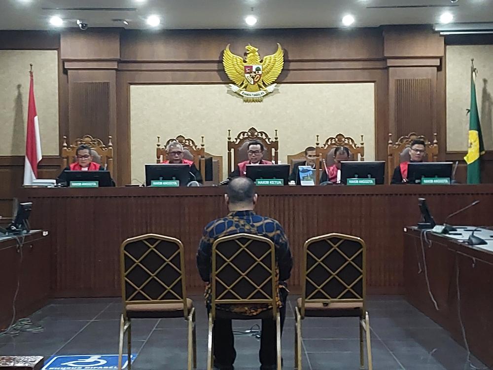 vonis-ibrahim-arief.jpg