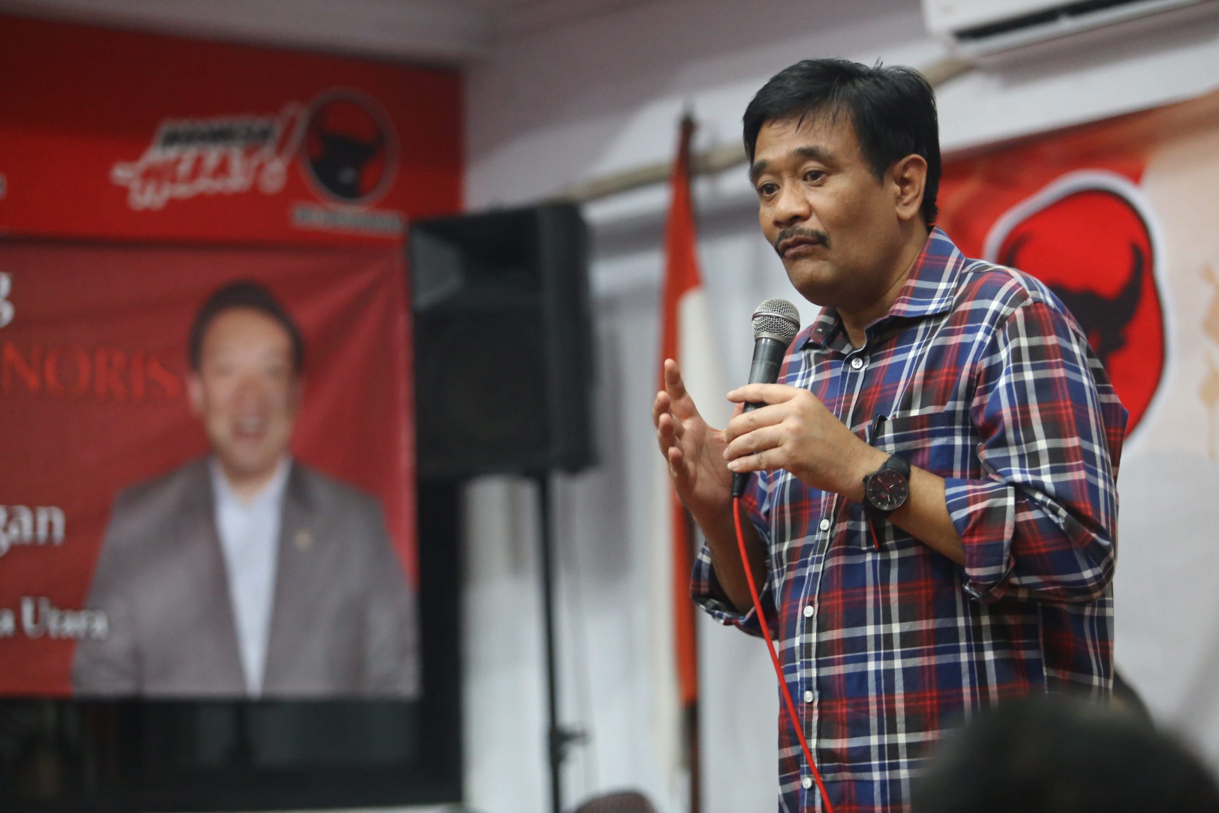 wagub-dki-hadiri-bukber-dpc-dan-pac-pdi-perjuangan_20160627_151933.jpg