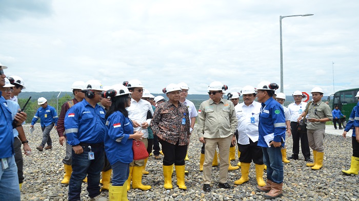 wakil-ketua-dpr-ri-agus-hermanto_20170404_110452.jpg