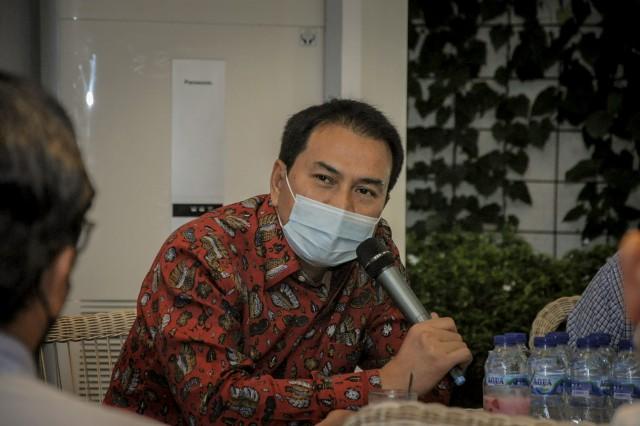 wakil-ketua-dpr-ri-m-azis-syamsuddin-april-2021-2.jpg