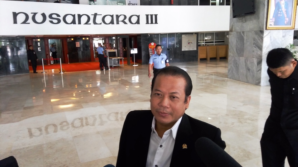 wakil-ketua-dpr-taufik-kurniawan_20161102_184110.jpg
