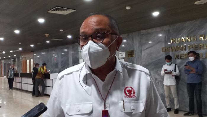 wakil-ketua-ketua-komisi-ii-dpr-ri-junimart-girsang-1123.jpg