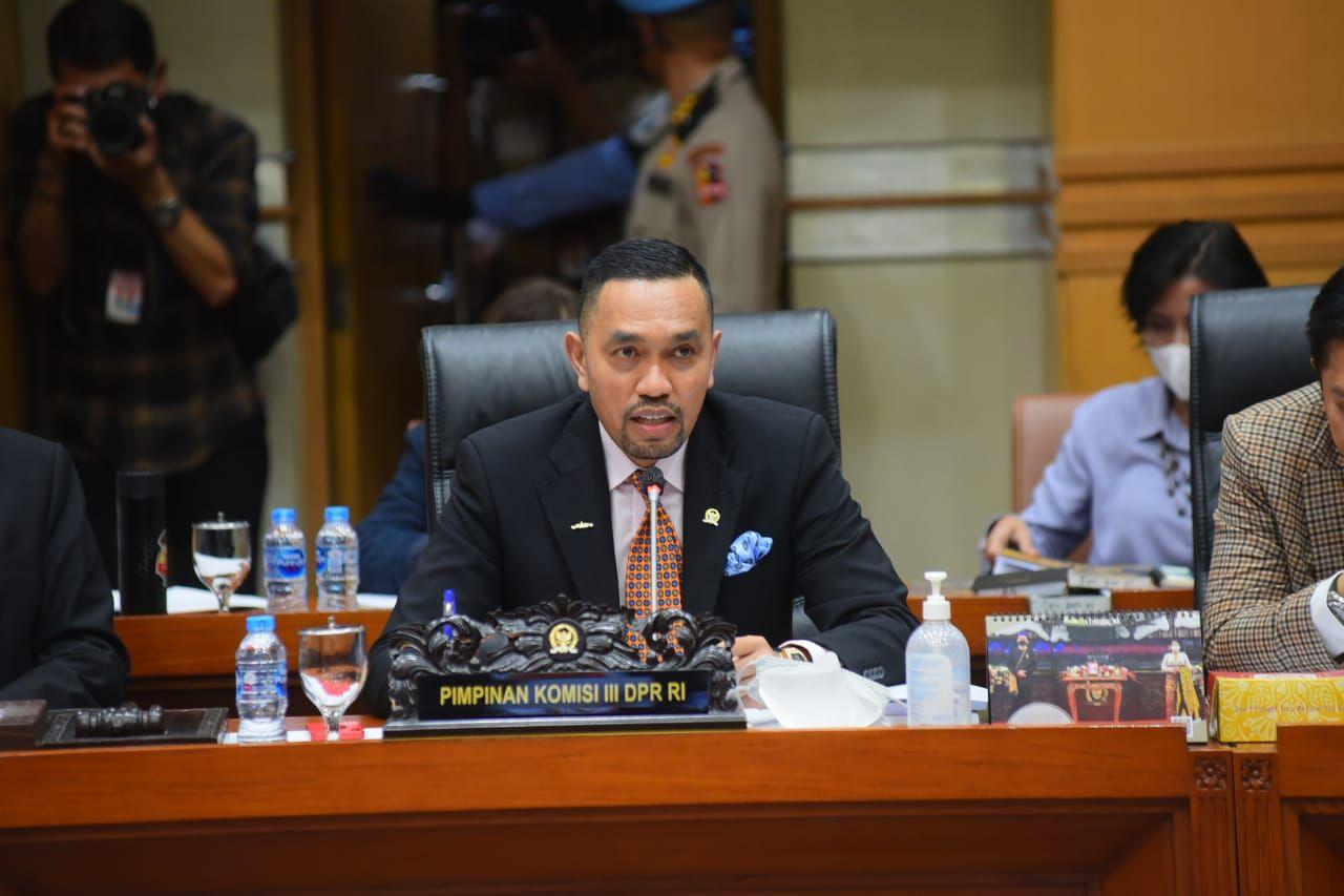 wakil-ketua-komisi-iii-dpr-ri-ahmad-sahroni-2022.jpg