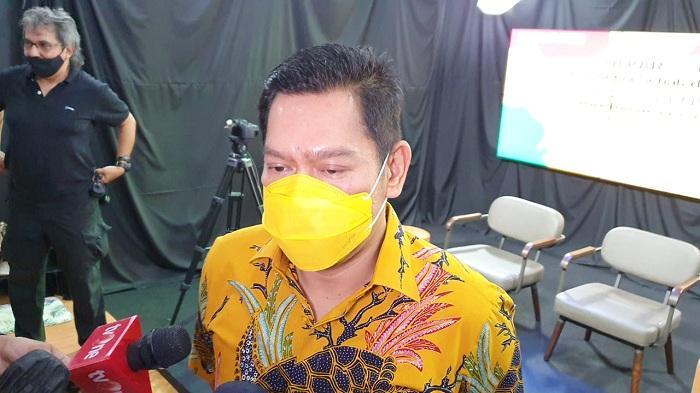 wakil-ketua-komisi-iii-dpr-ri-fraksi-partai-golkar-adies-kadir-1212.jpg