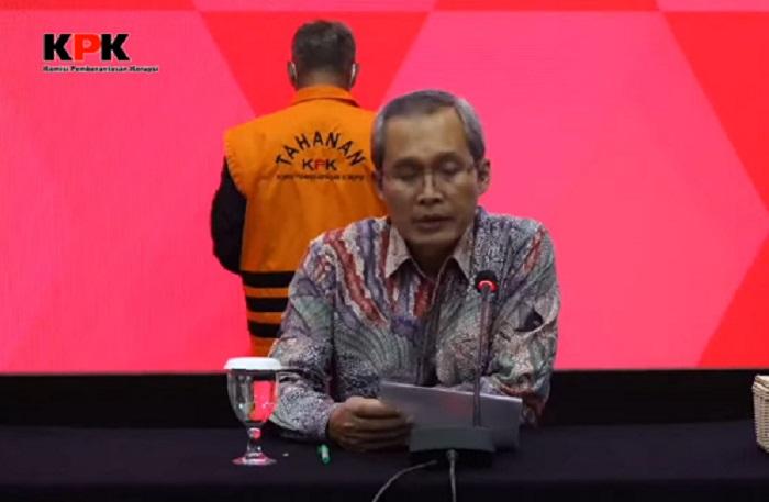 wakil-ketua-kpk-alexander-marwata-dalam-jumpa-pers-di-kantornya-122.jpg