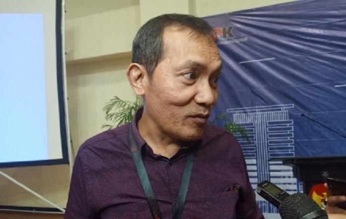wakil-ketua-kpk-saut-situmorang-saat-ditemui-di-gedung-penunjang.jpg