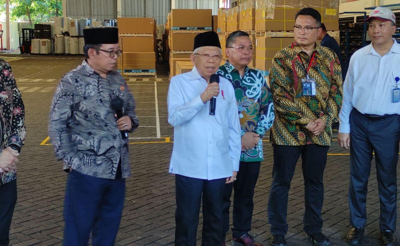 wakil-presiden-wapres-maruf-amin-di-produsen-karpet-mobil-pt-fronte-classic-indonesia-fci-pasuruan.jpg