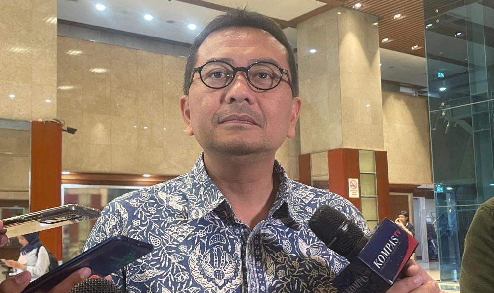 wakil-sekretaris-jenderal-dpp-partai-kebangkitan-bangsa-pkb-syaiful-huda-di-gedung-dpr-ri.jpg