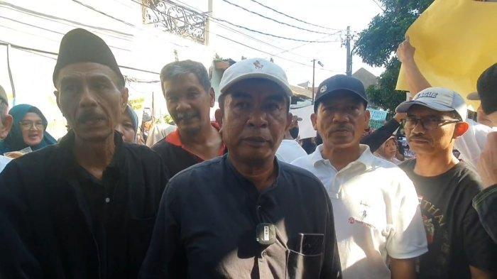 warga-geruduk-sman-3-tangsel-2-juli-2025.jpg