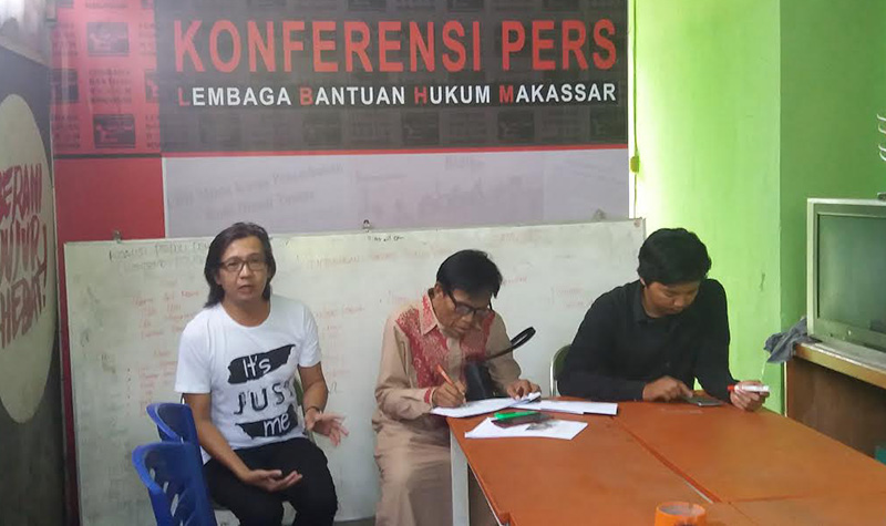 waria-di-lbh-makassar_20170121_161330.jpg