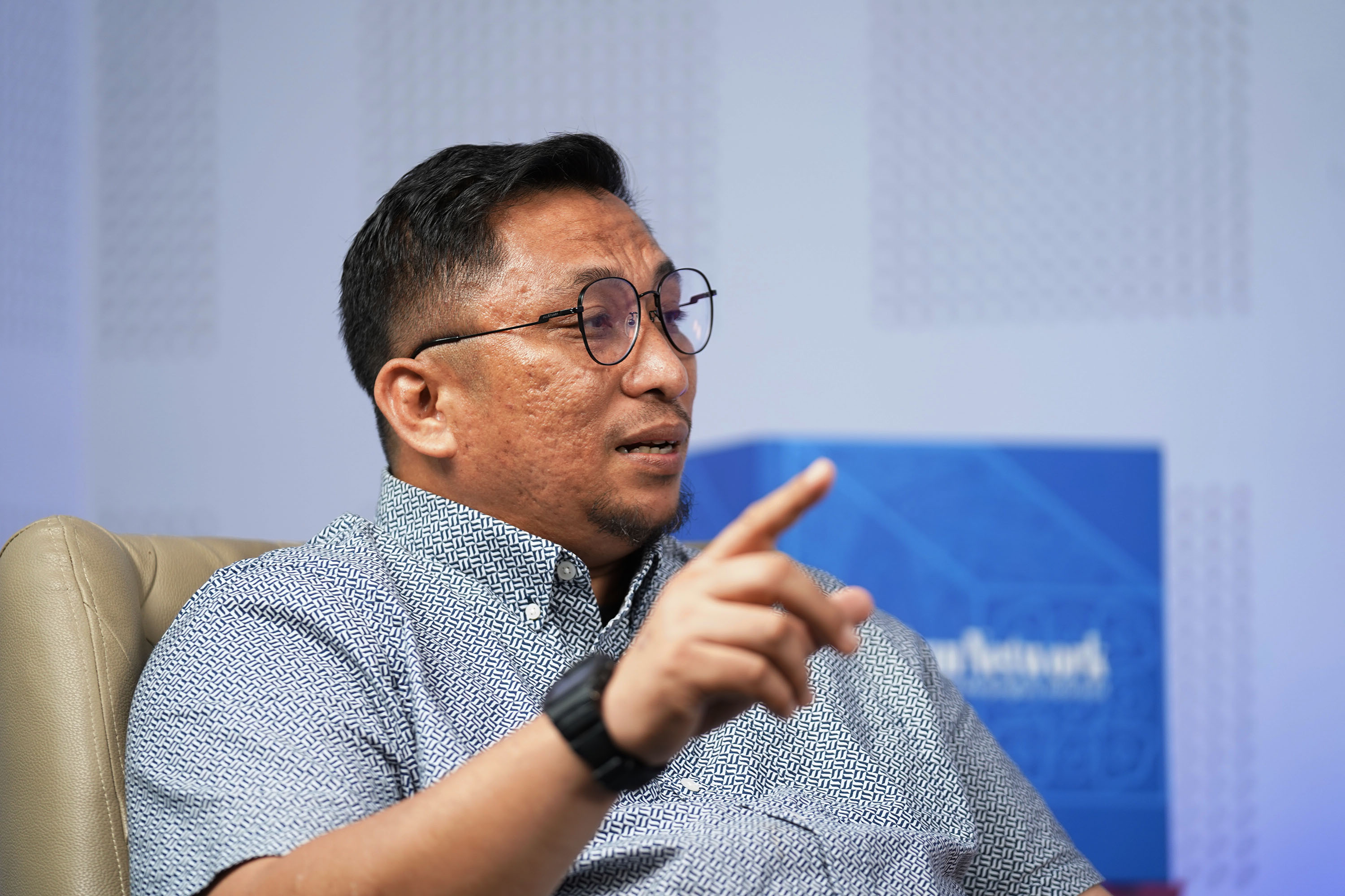 Feri Amsari: Kriminalisasi Kritik Akan Terus Berulang Jika Negara Berperspektif Otoriter