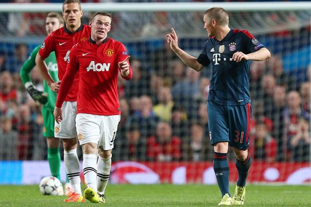 wayne-rooney-dan-bastian-schweinsteiger_20150722_103406.jpg
