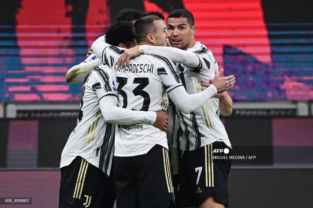weston-mckennie-dan-selebrasi-gol-pemain-juventus.jpg
