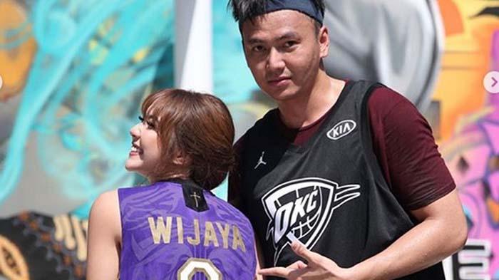 wijin-dan-gisel-saat-main-basket.jpg
