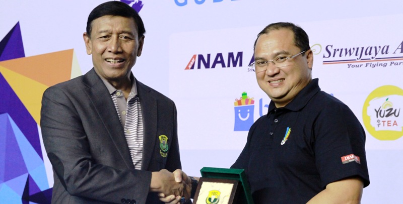 wiranto-apresiasi-panpel-kejurnas-pbsi-2017_20171202_201430.jpg
