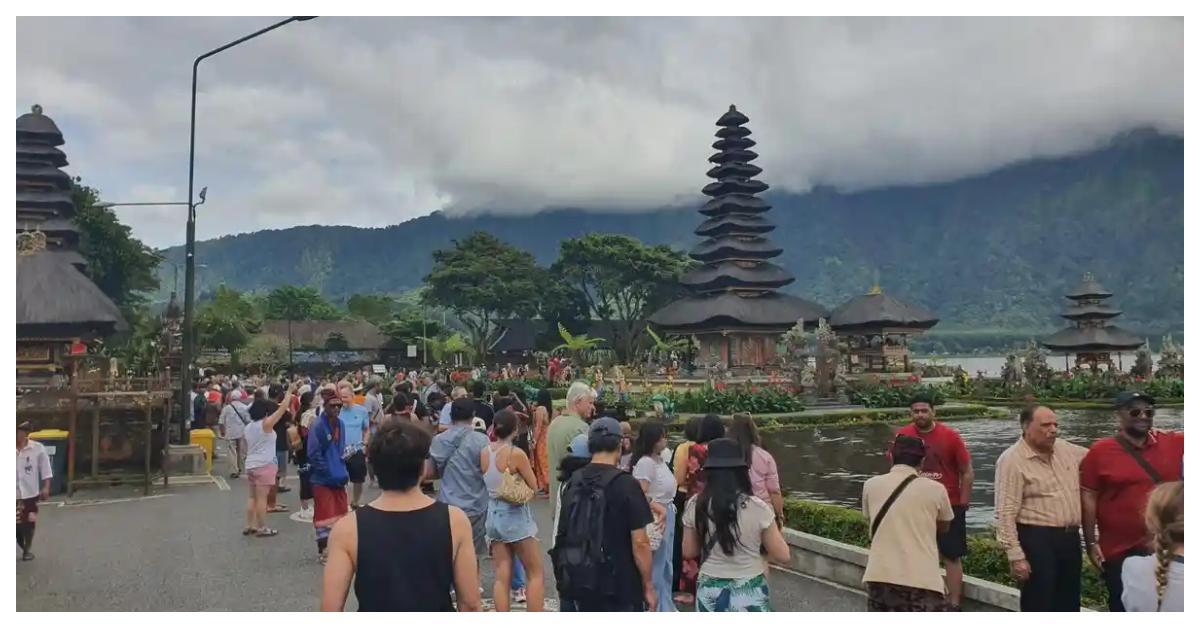 wisatawan-bali-2222.jpg