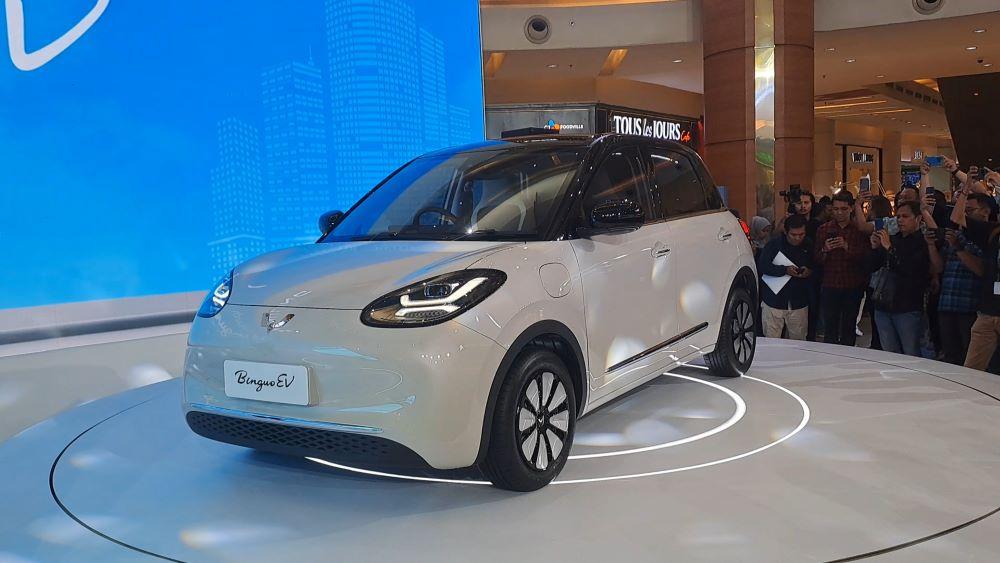 wuling-motors-wuling-resmi-memperkenalkan-mobil-listrik-terbarunya-yaitu-binguoev.jpg