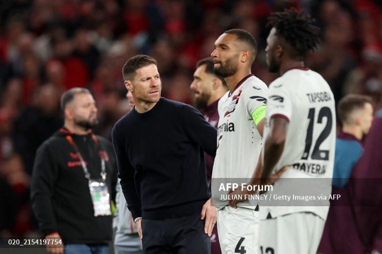 xabi-alonso-sedih.jpg
