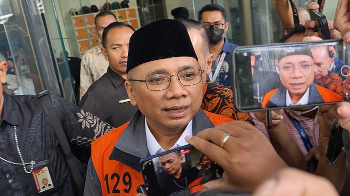 yaqut-papasan-gus-ipul.jpg