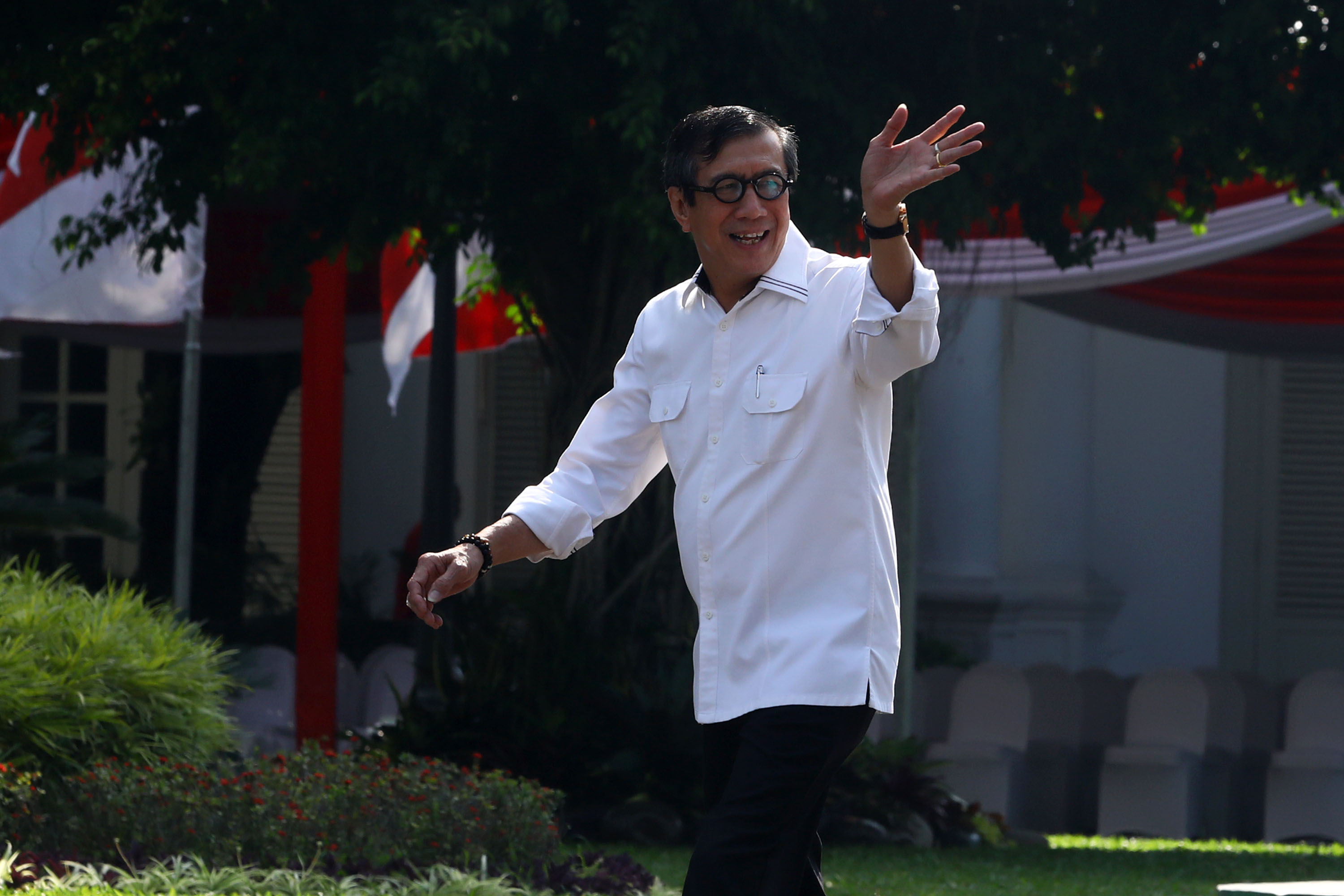 yasonna-laoly-datang-ke-istana-kepresidenan_20191022_180342.jpg