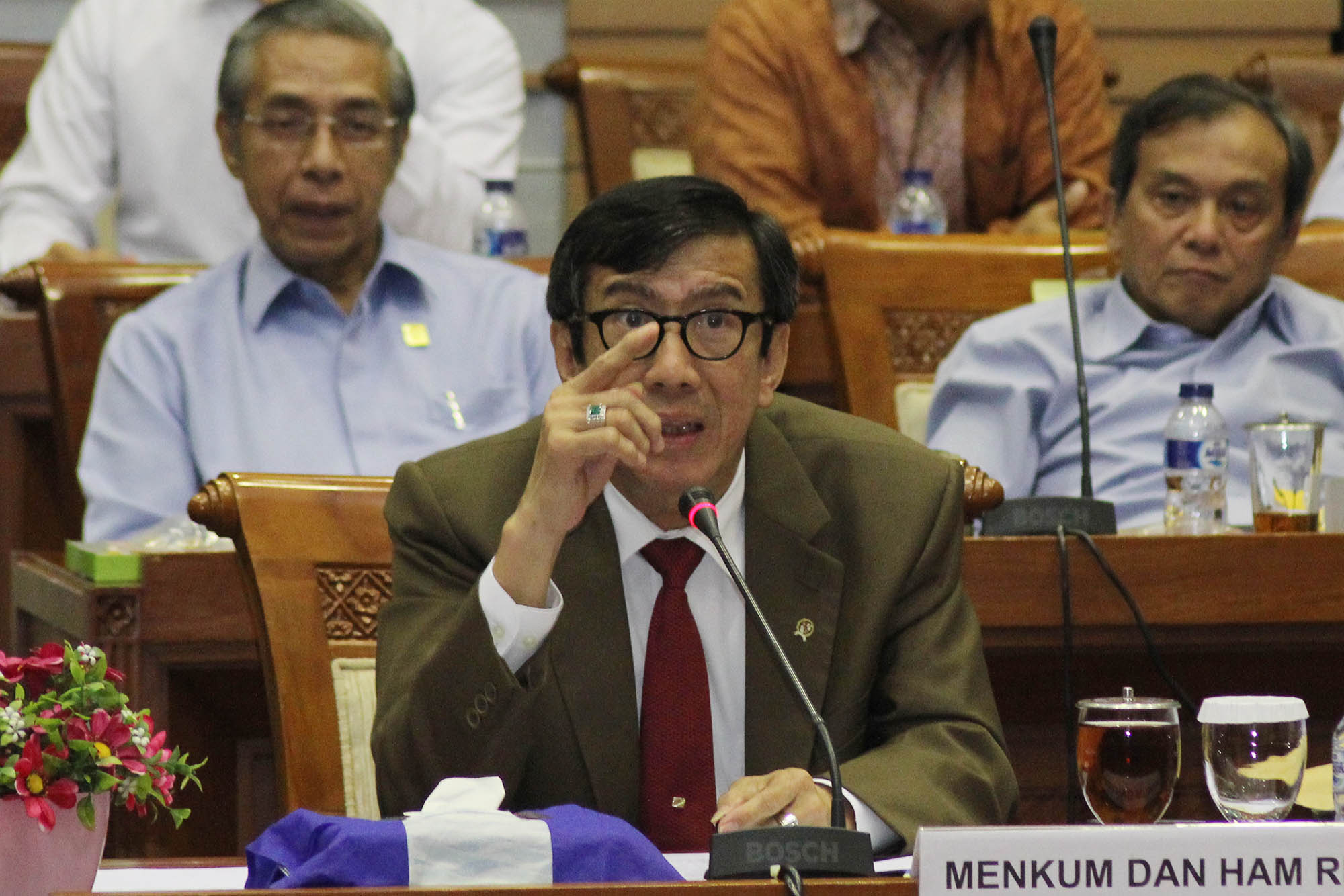 yasonna-laoly-raker-dengan-komisi-iii-dpr_20150407_192435.jpg