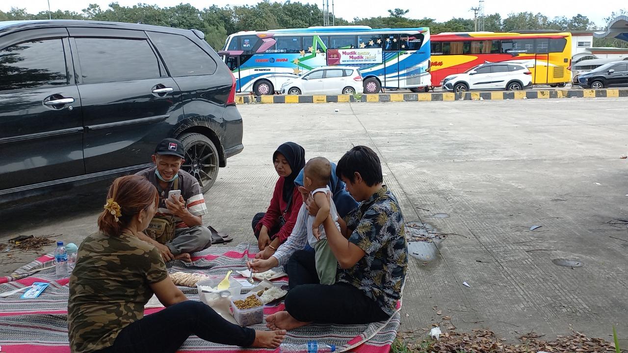 yati-warga-jakarta-timur.jpg