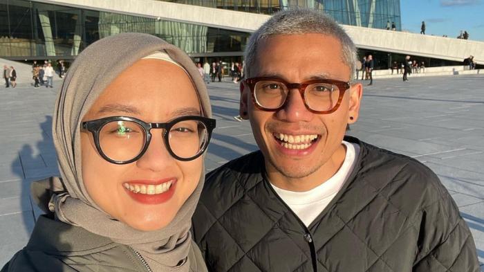 youtuber-gita-savitri-bersama-suami-paul-andre-partohap-curhatan.jpg