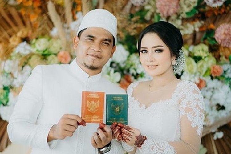 youtuber-maell-lee-dan-istri.jpg
