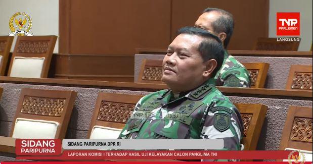 yudo-margono-saat-sidang-paripurna-dpr.jpg