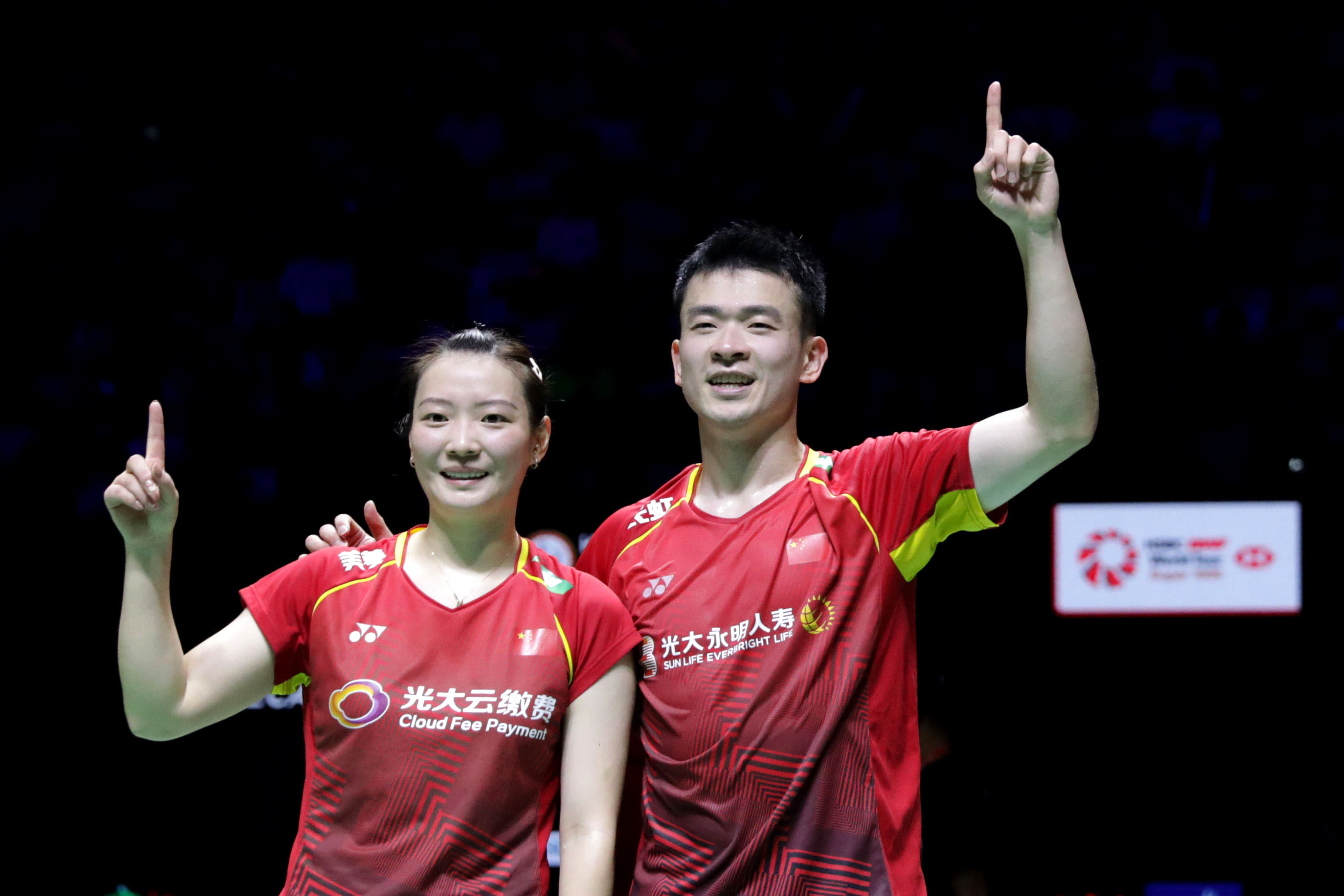 zheng-si-weihuang-ya-qiong-juara-ganda-campuran-indonesia-open_20230618_164038.jpg