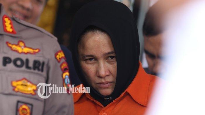 zuraida-hanum-di-polda-sumut.jpg