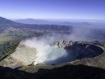 10-destinasi-wisata-alam-yang-harus-kamu-kunjungi-diindonesiaaja-2-kawah-ijen.jpg
