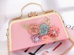 10-jenis-tas-wanita-yang-wajib-kamu-tahu-termasuk-clutch-bag.jpg