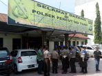 12-tahanan-polsek-percut-seituan-kabur-jelang-tahun-baru_20161230_103042.jpg