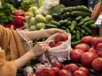 18 Buah dan Sayur Ini Punya Cara Simpan Berbeda agar Awet Lebih Lama