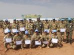 18-prajurit-dapat-penghargaan-dari-sector-west-commander_20170906_125132.jpg