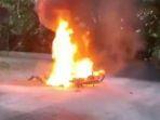 2-motor-terbakar111.jpg