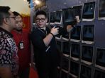 200-rontgen-penikmat-vape-dipajang-dalam-vape-movement-jatim_20191124_204736.jpg
