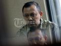 20111116_Dadong_Irbarelawan_Duduk_Bangku_Dipesakitan.jpg