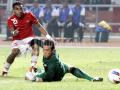 20111121_Titus_Bonai_Hampir_Cetak_Gol.jpg