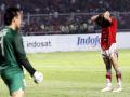 20111122_Ferdinand_Sinaga_Gagal_Eksekusi_Penalti.jpg
