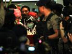 20111211_Nunun_Nurbaeti_Ditahan.jpg