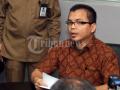 20120216_Denny_Indrayana_Kamera_CCTV_Lapas.jpg