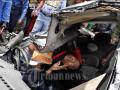 20120313_Evakuasi_Pegawai_Dishub_Yang_Tergencet_Mobil.jpg