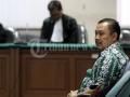 20120329_Dadong_Irbarelawan_Divonis_3thn_Penjara_Denda_100juta.jpg