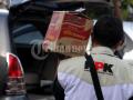 20120404_KPK_Geledah_Kantor_Dispora_Riau.jpg