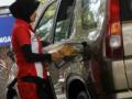 20120425_Pengisian_BBM_Bersubsidi.jpg