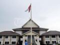 20120504_Bendera_Merah_Putih_Sobek_.jpg
