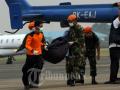 20120512_Kantong_Berisi_Jenazah_Korban_Sukhoi_Tiba_di_Halim.jpg