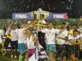 20120709_Barito_Putra_Juara_I_Divisi_Utama_Liga_Indonesia_4147.jpg